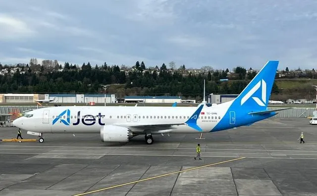 AJet'in yeni uçağı filoya katıldı