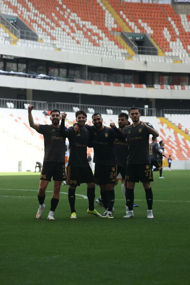 Aliağa FK, Adanaspor