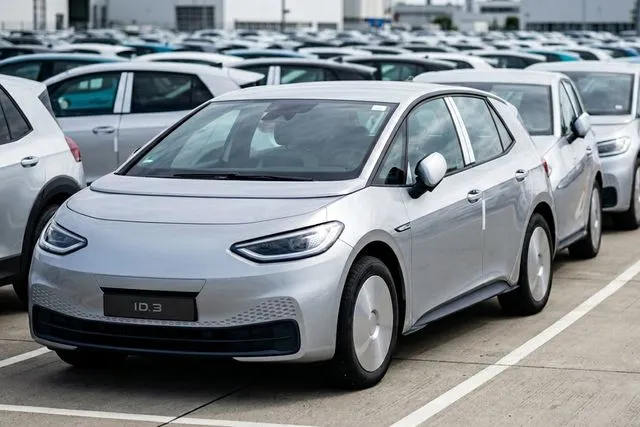 Alman yetkililer, "Volkswagen ile İsrail silah şirketi Rafael arasında ortaklık kurulabileceği" iddialarını yalanlamadı