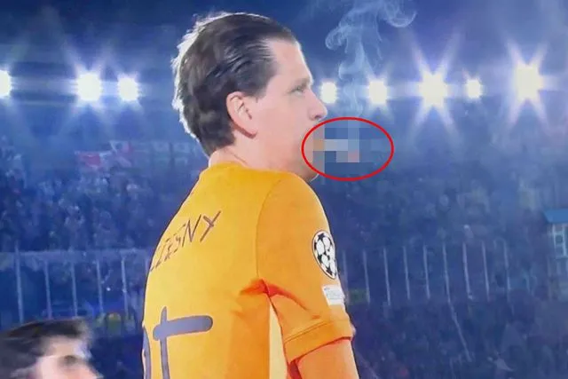 Avrupa Futbolunda Szczesny Depremi: Şampiyonlar Ligi Maçında Sigara İçtiği İddiası Ortalığı Karıştırdı