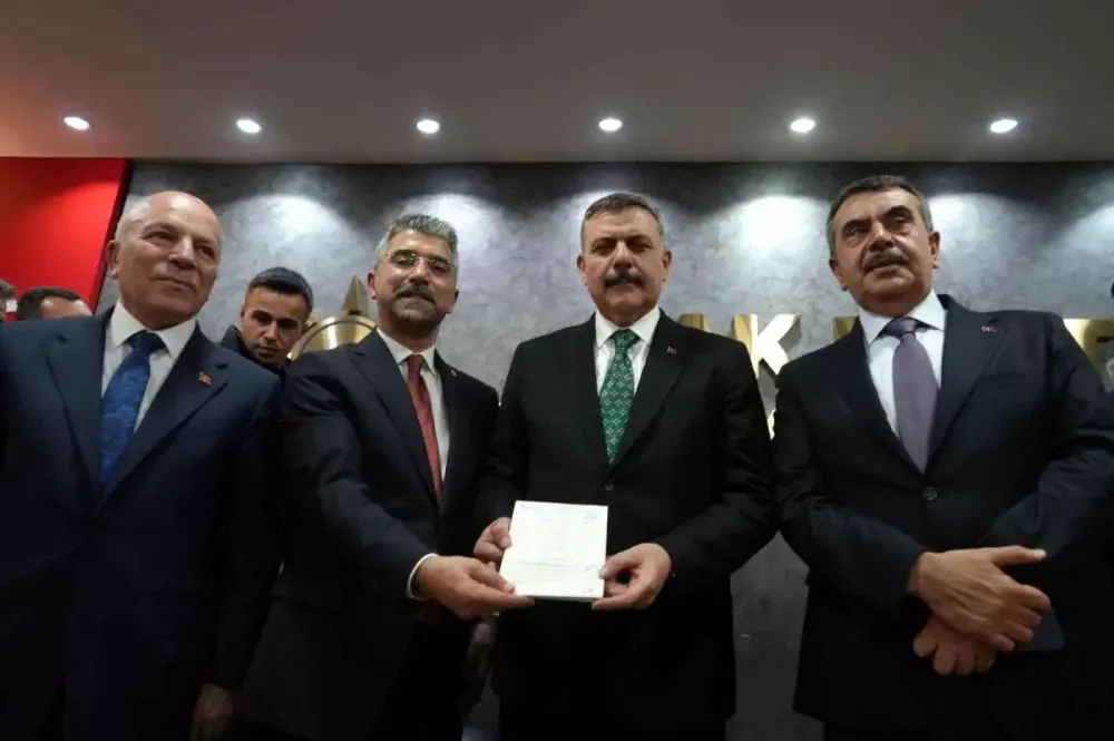Bakan Çiftçi AK Parti