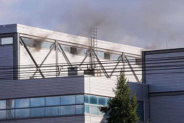 Başkentteki Basım Merkezi Yangınını İtfaiye Kontrol Altına Aldı