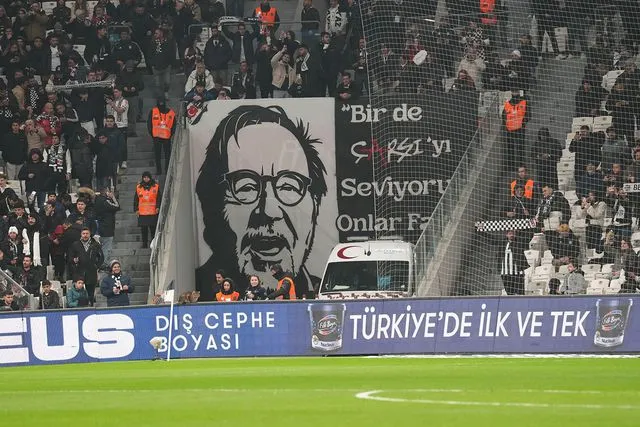Beşiktaş, İlber Ortaylı