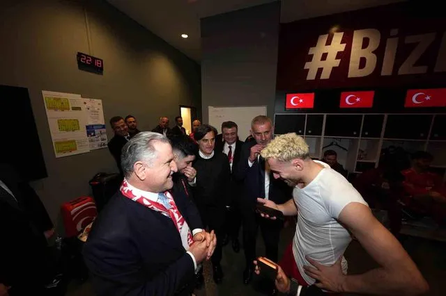 Cumhurbaşkanı Erdoğan'dan A Milli Futbol Takımı'na Tebrik