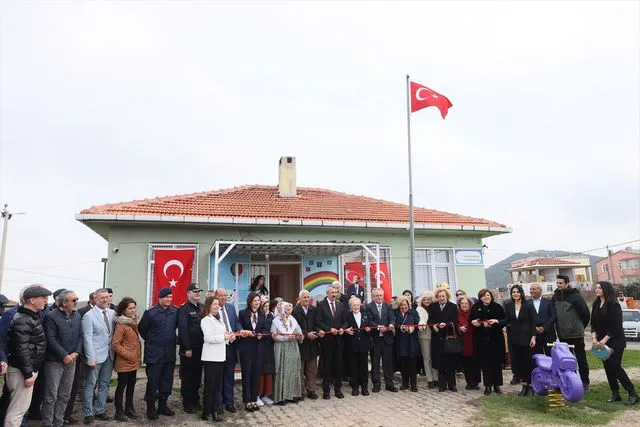 Edirne'de Türk Kadınlar Birliğince yenilenen ana sınıfı açıldı