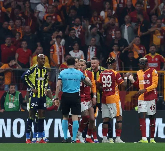 Fenerbahçe: 1-0 (İLK YARI)