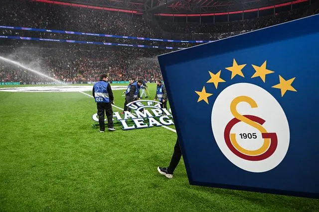 Galatasaray yeni sezonun ilk bombasını patlatıyor! Milli futbolcu formayı giyecek