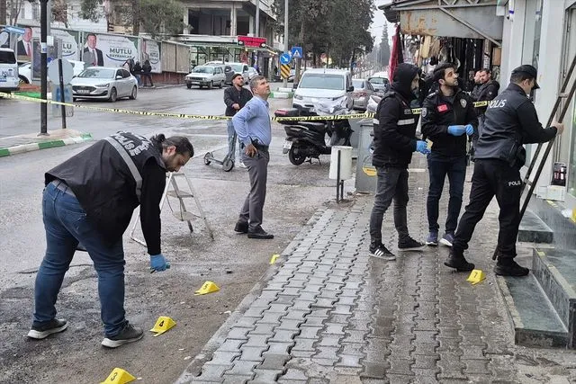 Gaziantep'te banka şubesine silahlı saldırı düzenleyen zanlı tutuklandı