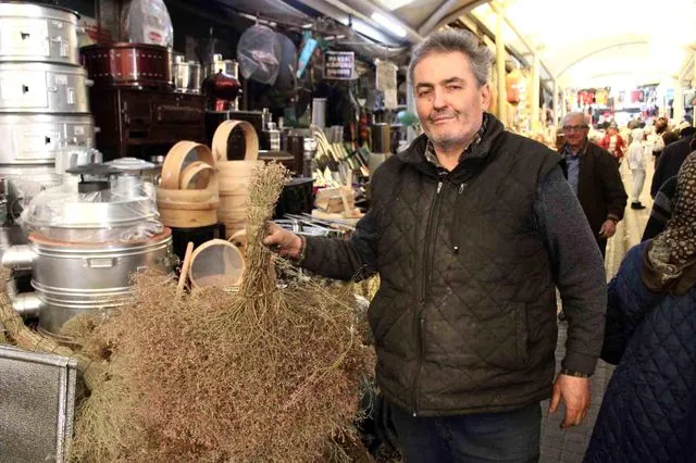 Geleneksel Mirasın Son Kalesi: Çalı Süpürgesi Teknolojik Dönüşüme Direniyor
