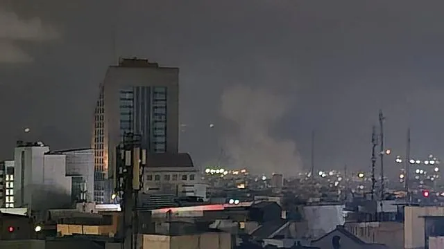 İran ordusu: ABD kendi ile müzakere ediyor