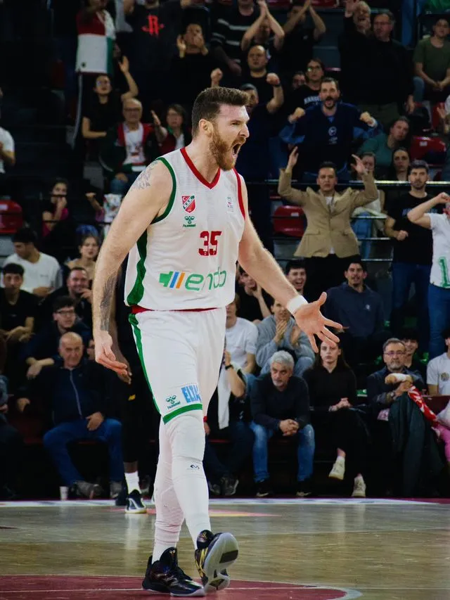Karşıyaka, Ahmet Kandemir Döneminde İlk Zaferine Ulaştı