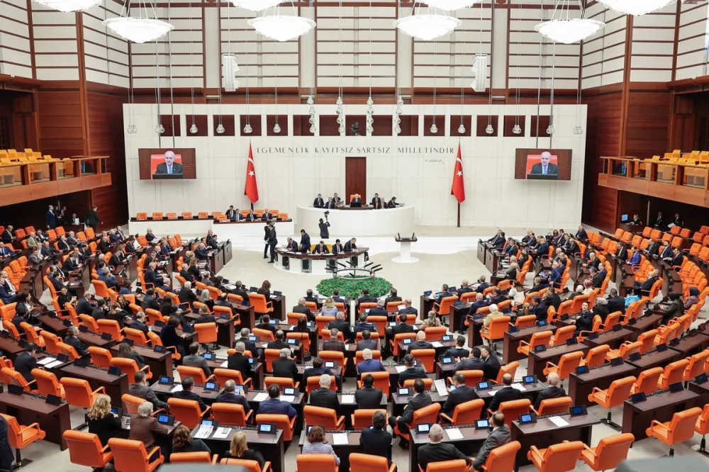 Meclis’ten Konut ve Çevre Düzenlemelerine Onay: Site Aidatları ve Ağır Cezalar Yolda