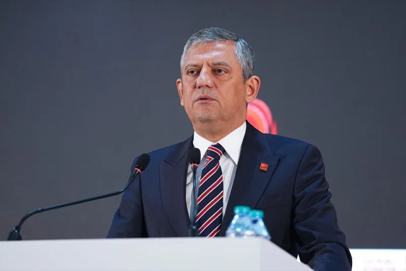 CHP Genel Başkanı Özel, Sosyalist Enternasyonal Gençlik Örgütü Dünya Kongresi