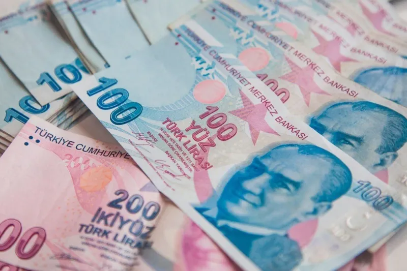 Enerji Fiyatlarında Yeni Dönem: Bakan Bayraktar'dan Nisan Ayı İçin Kritik Değerlendirme Mesajı