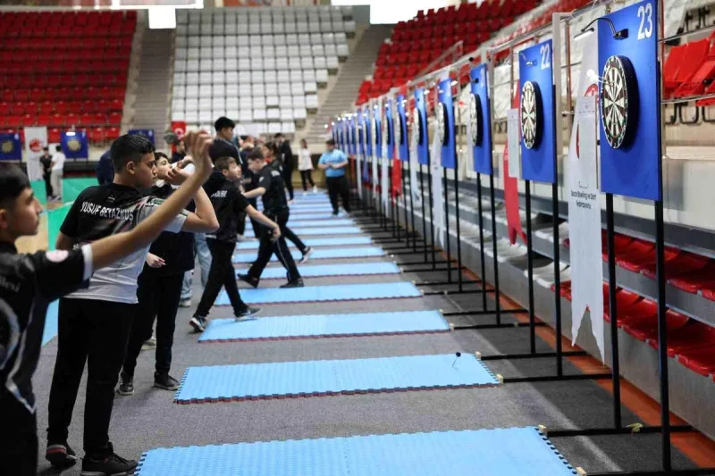 Erzincan'da Şehit Eren Bülbül Türkiye Dart Şampiyonası Açılışı Yapıldı