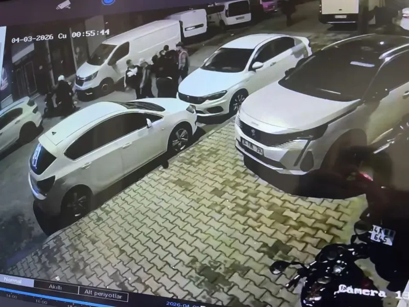 Esenler'de kuryenin motosikletinden sipariş verilen ürünler ve şarj cihazı çalındı
