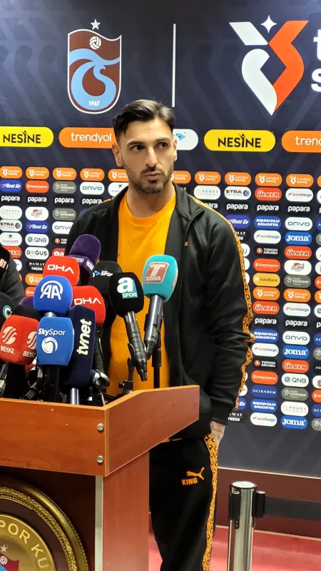 Günay Güvenç: 4