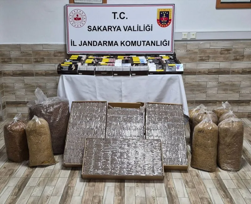 Sakarya'da kaçak tütün operasyonunda 4 zanlı yakalandı