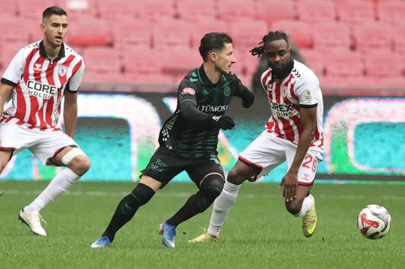 Samsun'da inanılmaz maç! 4 gol, kırmızı kart ve 90+3'te kaçan penaltı