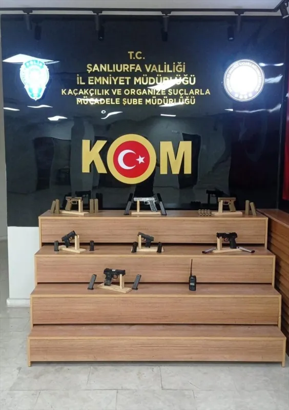 Şanlıurfa'da silah ve mühimmat kaçakçılığı iddiasıyla 2 zanlı tutuklandı