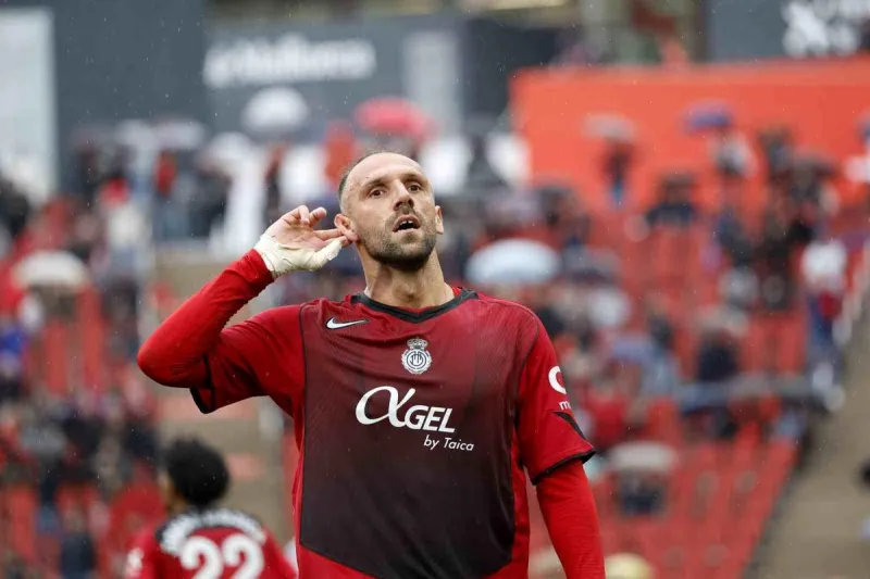 Vedat Muriqi, La Liga