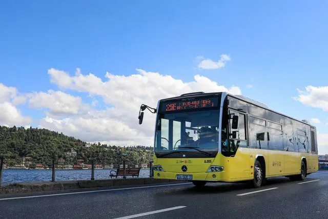 Resmi Gazete'de Yayımlandı: İki Kritik Meslek Grubu İçin Ücretsiz Toplu Taşıma Dönemi Başlıyor