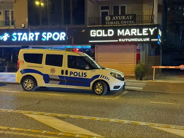 Şanlıurfa'da Kuyumcu Dükkanına Silahlı Saldırı: Altınlar Çalındı