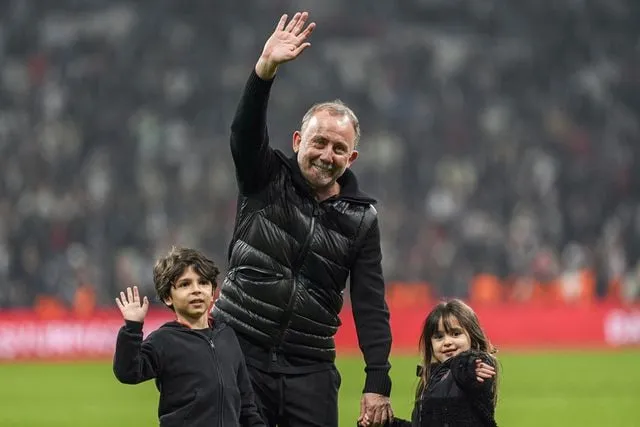 Sergen Yalçın,