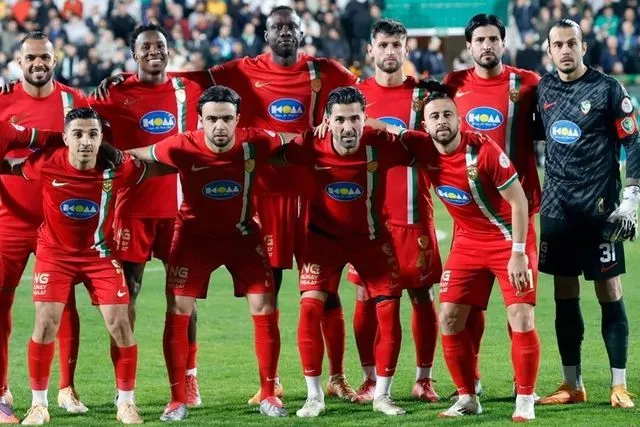 Süper Lig'e koşan Amedspor'a FIFA'dan şok ceza