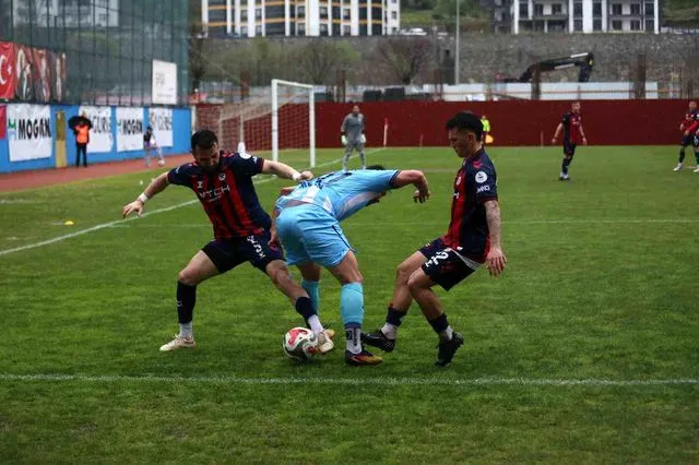 TFF 3. Lig: Pazarspor: 3 Zonguldakspor FK: 3