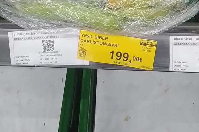 Ticaret Bakanlığı'ndan Fahiş Fiyata Biber Satan Markete Ağır Ceza