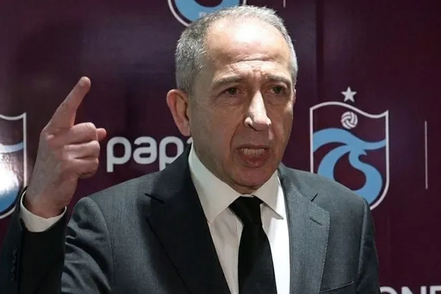 Trabzonspor taraftarının küfürlü şarkılardan şikayet eden Metin Öztürk