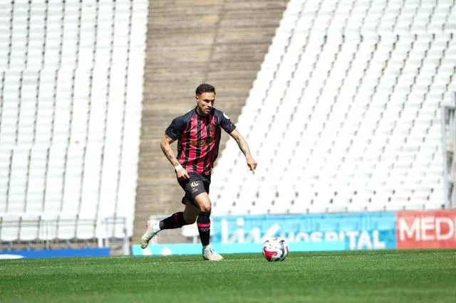 Trendyol Süper Lig: Fatih Karagümrük: 1 Çaykur Rizespor: 0 (İlk yarı)