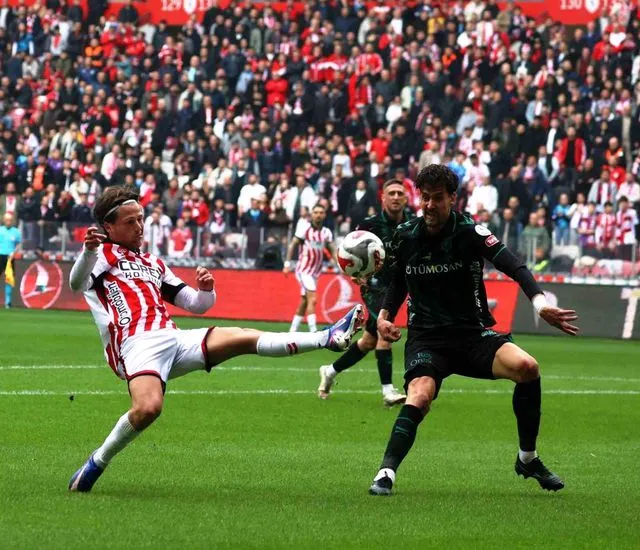 Trendyol Süper Lig: Samsunspor: 2 Konyaspor: 2 (Maç sonucu)