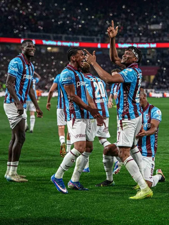 Trendyol Süper Lig: Trabzonspor: 2 Galatasaray: 1 (Maç sonucu)