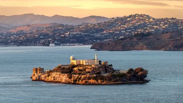 Trump, Alcatraz hapishanesini yeniden açmak için 152 milyon dolar istedi