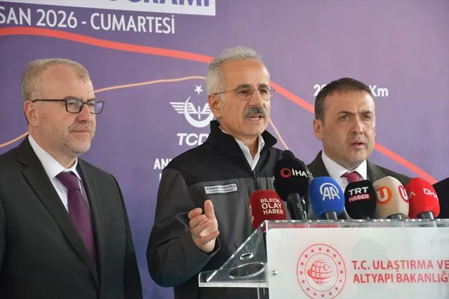 Ulaştırma ve Altyapı Bakanı Uraloğlu, Bilecik