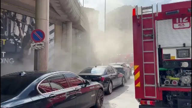 Üsküdar'da spor salonunda yangın çıktı: 1 kişi dumandan etkilendi