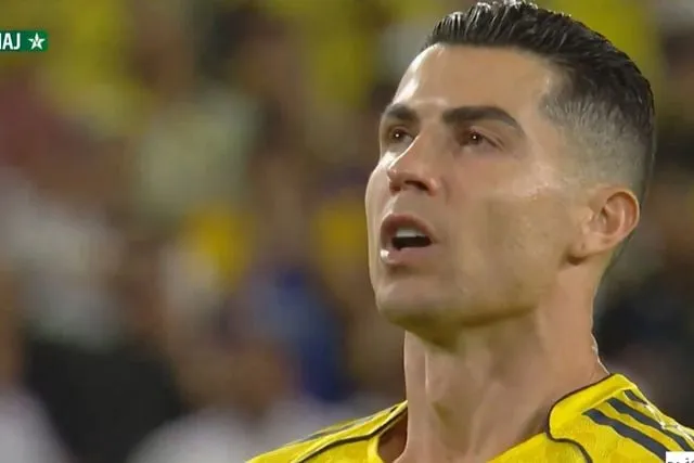 Yok artık Ronaldo! Penaltı öncesi söylediği kelime olay oldu