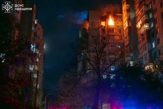 Zelenskiy: Rusya gece boyunca 140